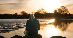 Après une relation toxique : les 5 étapes pour te reconstruire