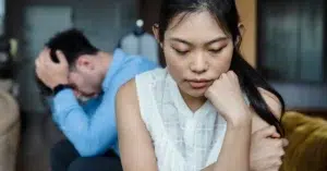 Pardonner une infidélité : les 3 questions à te poser avant de décider